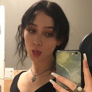 Meet your Posher, Carleen